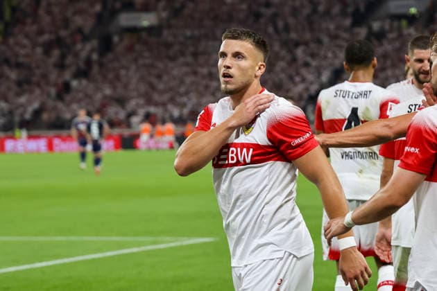Torjubel bei Ermedin Demirovic (VfB Stuttgart, 09) nach seinem Tor zum 3:0, Freude, Begeisterung, positive Emotionen, Torerfolg , Deutschland, Fussball, 1. Bundesliga, 2.Spieltag, 2026 2027, VfB Stuttgart vs. 1.FC Köln, 04.09.2026, Stuttgart MHP Arena Deutschland *** Goal celebration by Ermedin Demirovic of VfB Stuttgart, 09, after scoring the 3-0 goal; joy, excitement, positive emotions, goal, Germany, soccer, Bundesliga 1, Matchday 2, 2026–2027, VfB Stuttgart vs. 1. FC Köln, September 4, 2026, Stuttgart MHP Arena, Germany Copyright: xGrantxHubbsx