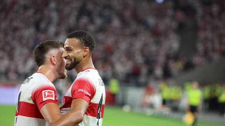 04.09.2026, xrekx, Fussball 1.Bundesliga, VfB Stuttgart - 1.FC Köln v.l. Torjubel nach dem Tor zum celebrating the goal celebrate 4:1 durch Josha Vagnoman (VfB Stuttgart) (DFL DFB REGULATIONS PROHIBIT ANY USE OF PHOTOGRAPHS as IMAGE SEQUENCES and or QUASI-VIDEO) Stuttgart *** September 4, 2026, xrekx, Soccer 1 Bundesliga, VfB Stuttgart 1 FC Köln v l Goal celebration after the 4-1 goal by Josha Vagnoman, VfB Stuttgart. DFL and DFB regulations prohibit any use of photographs as image sequences and or quasi-video. Stuttgart