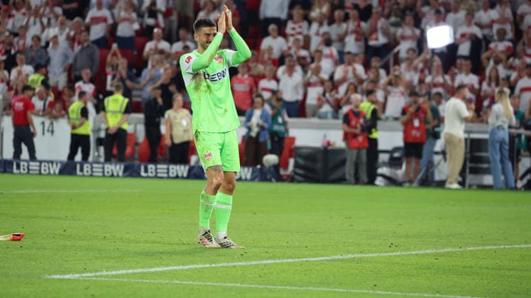 04.09.2026, xrekx, Fussball 1.Bundesliga, VfB Stuttgart - 1.FC Köln v.l. Fabian Bredlow (VfB Stuttgart) Mannschaft, Spieler, jubeln nach Spielende, Team, Player, celebrate at the end of the match (DFL DFB REGULATIONS PROHIBIT ANY USE OF PHOTOGRAPHS as IMAGE SEQUENCES and or QUASI-VIDEO) Stuttgart *** September 4, 2026, xrekx, Soccer, Bundesliga 1, VfB Stuttgart 1 FC Köln v l Fabian Bredlow VfB Stuttgart team, players, celebrating after the match, team, players, celebrating at the end of the match DFL DFB REGULATIONS PROHIBIT ANY USE OF PHOTOGRAPHS as IMAGE SEQUENCES and or QUASI-VIDEO Stuttgart