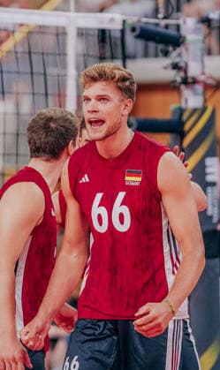 GER, Volleyball, EM-Generalprobe, Testspiel, Deutschland vs. Niederlande, 04.09.26 Punkt für Deutschland Erik Röhrs (66, Deutschland) Foto: HMB Media Etienne Schlick Copyright: HMBxMedia EtiennexSchlick