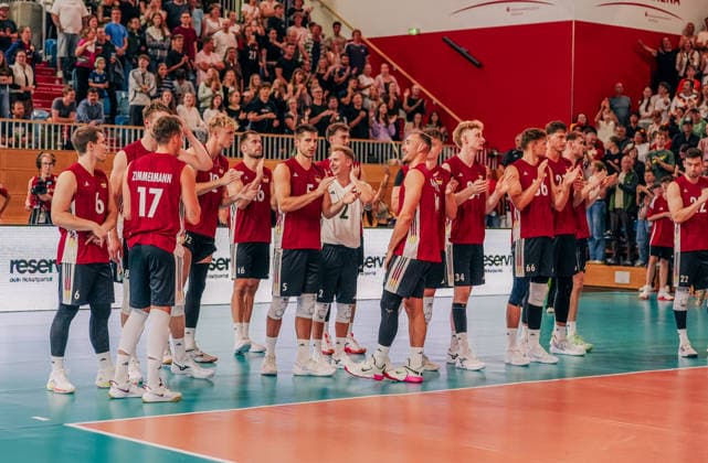 GER, Volleyball, EM-Generalprobe, Testspiel, Deutschland vs. Niederlande, 04.09.26 Teamfoto Deutschland Foto: HMB Media Etienne Schlick Copyright: HMBxMedia EtiennexSchlick