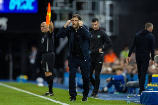 Football - FA Premier League - Ipswich Town v Liverpool FC IPSWICH, ENGLAND - Friday, September 4, 2026: Liverpool s head coach Andoni Iraola during the FA Premier League match between Ipswich Town FC and Liverpool FC at Portman Road. (Photo by David Rawcliffe Propaganda) IPSWICH Portman Road SUFFOLK ENGLAND  Copyright: xDavidxRawcliffex P2026-09-04-Ipswich_Liverpool-117