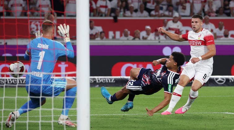2026.09.04, Deutschland, Stuttgart Fußball VfB Stuttgart vs. 1. FC Köln, Tor zum 3:0, v.l. Marvin Schwäbe (Köln), Torschütze Ermedin Demirovic (VfB), Jahmai Simpson-Pusey (Köln) Gemäß den Vorgaben der DFL Deutsche Fußball Liga ist es untersagt, in dem Stadion und oder vom Spiel angefertigte Fotoaufnahmen in Form von Sequenzbildern und oder videoähnlichen Fotostrecken zu verwerten bzw. verwerten zu lassen. DFL, DFB regulations prohibit any use of photographs as image sequences and or quasi-video. *** September 4, 2026, Germany, Stuttgart: Soccer – VfB Stuttgart vs. 1. FC Köln, goal making it 3–0, from left: Marvin Schwäbe (Köln), goal scorer Ermedin Demirovic (VfB), Jahmai Simpson Pusey (Cologne). In accordance with the guidelines of the DFL (German Soccer League), it is prohibited to use or allow the use of photographs taken in the stadium and or during the game in the form of image sequences and or video-like photo galleries. DFL, DFB regulations prohibit any use of photographs as image sequences and or quasi-video content