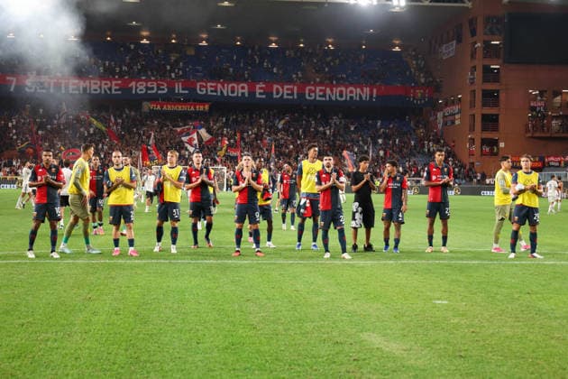 SOCCER - Serie A - Genoa CFC vs. Como 1907 Photo by IPA ABACAPRESS.COM88120274 - Serie A, Day 3, Genoa, Ferraris Stadium, Genoa vs. Como; pictured: Genoa at the end of the match Genoa Italy  Copyright: xIPAxSport ABACAx