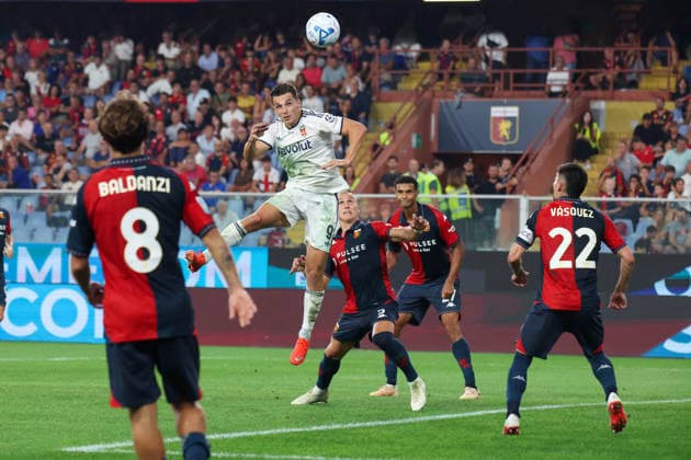 SOCCER - Serie A - Genoa CFC vs. Como 1907 Photo by IPA ABACAPRESS.COM88121030 - Serie A, Day 3, Genoa, Ferraris Stadium, Genoa vs. Como; pictured: Douvikas Genoa Italy  Copyright: xIPAxSport ABACAx