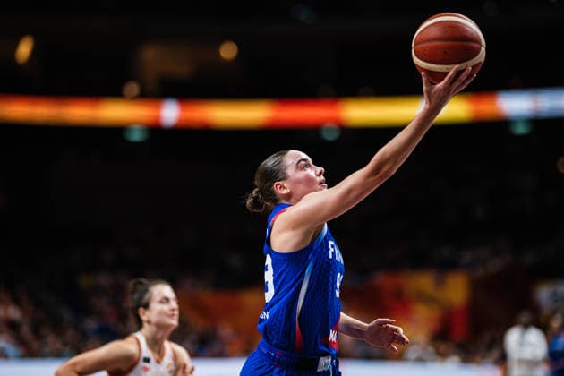 FIBA Women™s Basketball World Cup 2026: Ungarn vs. Frankreich, 04.09.2026 Pauline Astier (Frankreich, 98); Basketball, FIBA Womens Basketball World Cup 2026, Gruppenphase, Gruppe B, 1. Spieltag: Ungarn vs. Frankreich am 04.09.2026 in der Uber Arena, Berlin Copyright: xBEAUTIFULxSPORTS Tonhäuserx