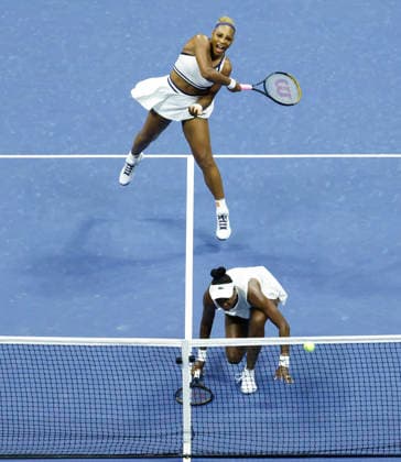 Women s Doubles team Serena Williams and Venus Williams compete in the first set against Maya.Joint and Chan Hao-Ching in Arthur Ashe Stadium at the 2026 US Open Tennis Championship at the USTA Billie Jean King National Tennis Center in New York City on Friday, September 4, 2026.  NYP20260904124 JOHNxANGELILLO