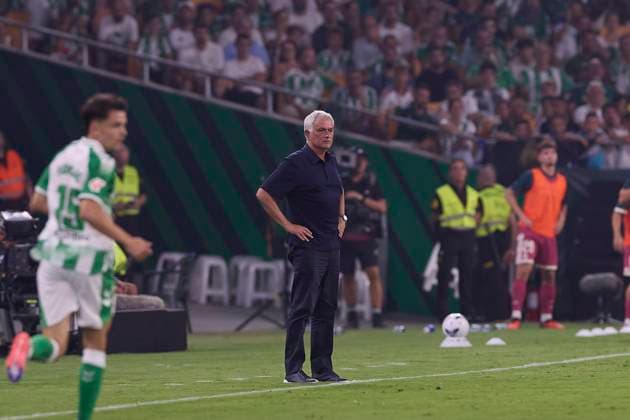 LaLiga EA SPORTS 2026 2027 - Real Betis Balompie and Real Madrid CF in Seville, Spain - 04 Sep 2026 Coach Jose Mourinho (Real Madrid CF) looks on during the LaLiga EA SPORTS 2026 2027 match between Real Betis Balompie and Real Madrid CF Final score: Real Betis Balompie 1-0 Real Madrid CF Seville Spain Copyright: xFedericoxTitonex xSOPAxImagesx Federico-Titone-1446852