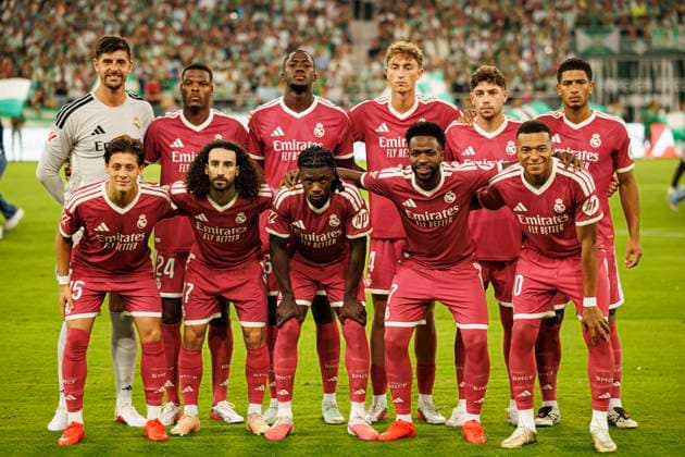 LaLiga EA SPORTS 2026 2027 - Real Betis Balompie and Real Madrid: Betis, Spain - 04 Sep 2026 Team of Real Madrid seen in action posing for a photo during LaLiga EA SPORTS 2026 2027 game between teams of Real Betis Balompie and Real Madrid Final Score: Real Betis Balompie 1-0 Real Madrid Seville Spain Copyright: xMaciejxRogowskix xSOPAxImagesx Maciej-Rogowski-1446812