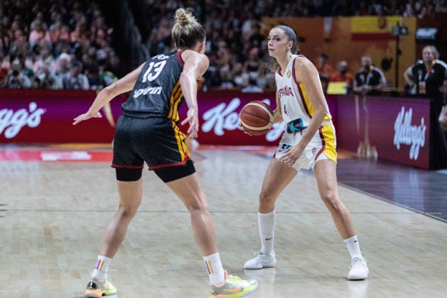 September 4, 2026, Berlin, Germany: Mariona Ortiz of Spain (R) and Leonie Fiebich (L) of Germany seen in action during the first round of the 2026 FIBA Women s World Cup between Germany and Spain at Uber Arena. Final score; Spain 83:53 Germany. FIBA Women s World Cup First Round: Spain-Germany In Berlin, Germany - 4 Sept 2026  - ZUMAs197 20260904_aaa_s197_537 Copyright: xNicholasxMullerx
