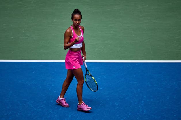 September 4, 2026, New York, New York, United States of America: Leylah Fernandez of Canada is walking over the court during the 2026 US Open - Tennis Championships Tennis 2026: US Open - Tennis Championships: 3rd RD: PEGULA 1:6 6:4 6:3 FERNANDEZ  - ZUMAs343 20260904_zsp_s343_056 Copyright: xMathiasxSchulzx