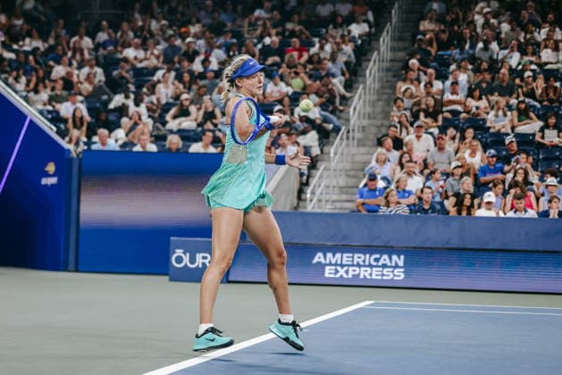 US Open tennis tournament - Day 6 Anna Kalinskaya of Russia in action against Elina Svitolina of Ukraine during the Women™s Singles third round of the US Open Tennis Championship in Flushing Meadows, New York, USA, 04 September 2026. FLUSHING MEADOWS NEW YORK United States  Copyright: xOLGAxFEDOROVAx