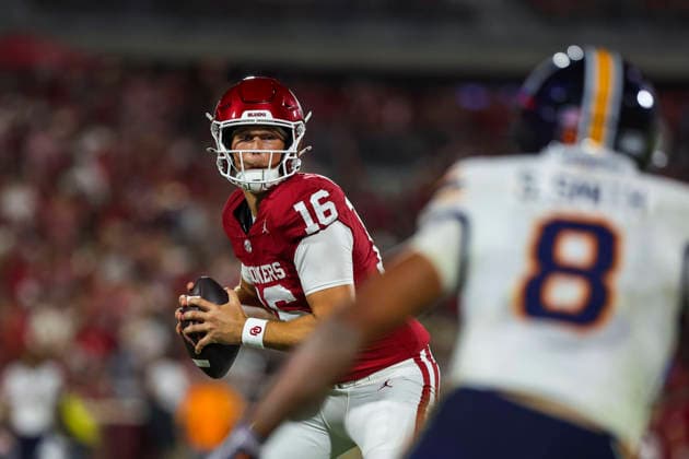 NORMAN, OK - SEPTEMBER 04: Oklahoma Sooner quarterback Whitt Newbauer (16) looks to pass during the college football game between the Oklahoma Sooners and the UTEP Miners on September 04, 2026 at Gaylord Family Oklahoma Memorial Stadium in Norman, OK. (Photo by Chad Hamilton Icon Sportswire) COLLEGE FOOTBALL: SEP 04 UTEP at Oklahoma EDITORIAL USE ONLY Icon260903166