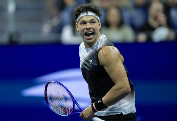 US Open tennis tournament - Day 6 Ben Shelton of the USA reacts during his Men s Singles third round match against Denis Shapovalov of Canada at the US Open Tennis Championships in the USTA Billie Jean King National Tennis Center in Flushing Meadows, New York, USA, 04 September 2026. The 2026 US Open tennis tournament runs from 23 August to 13 September. FLUSHING MEADOWS NEW YORK United States  Copyright: xCRISTOBALxHERRERA-ULASHKEVICHx