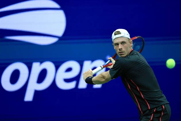 US Open tennis tournament - Day 6 Denis Shapovalov of Canada in action against Ben Shelton of the USA during their Men s Singles third round match at the US Open Tennis Championships in the USTA Billie Jean King National Tennis Center in Flushing Meadows, New York, USA, 04 September 2026. The 2026 US Open tennis tournament runs from 23 August to 13 September. FLUSHING MEADOWS NEW YORK United States  Copyright: xCRISTOBALxHERRERA-ULASHKEVICHx