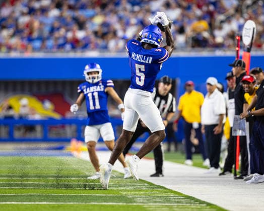 September 4, 2026, Lawrence, Kansas, USA: Kansas Jayhawks wide receiver NIK MCMILLAN ( 5) makes a catch along the sideline in the first half of the football game against the Long Island Sharks at David Booth Kansas Memorial Stadium. Lawrence USA - ZUMAw173 20260904_zsp_w173_029 Copyright: xLukexWelshx