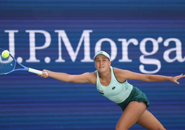 September 5, 2026, New York City, New York, USA: KAMILLA RAKHIMOVA of Uzbekistan during the match against A. Sabalenka in the third round of Grand Slam tournament US Open. New York, USA. Rakhimova lost 3:6, 4:6. Tennis: US Open - Kamilla Rakhimova 3:6, 4:6 Aryna Sabalenka  - ZUMAc278 20260905_zsp_c278_001 Copyright: xMarcinxCholewinskix