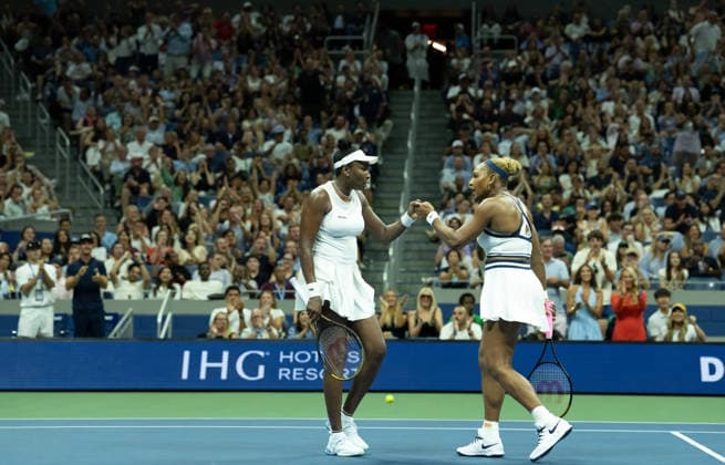 2026 US Open - Day 6 NEW YORK, NEW YORK - SEPTEMBER 4: Serena Williams of the United States and Venus Williams of the United States in their doubles match against Hao-Ching Chan of Chinese Taipei and Maya Joint of Australia during the 2026 US Open - Day 6 at USTA Billie Jean King National Tennis Center on September 4, 2026 in New York, New York. New York USTA Billie Jean King National Tennis Center New York United States Copyright: xSusanxMullane ISIxPhotosx 9751