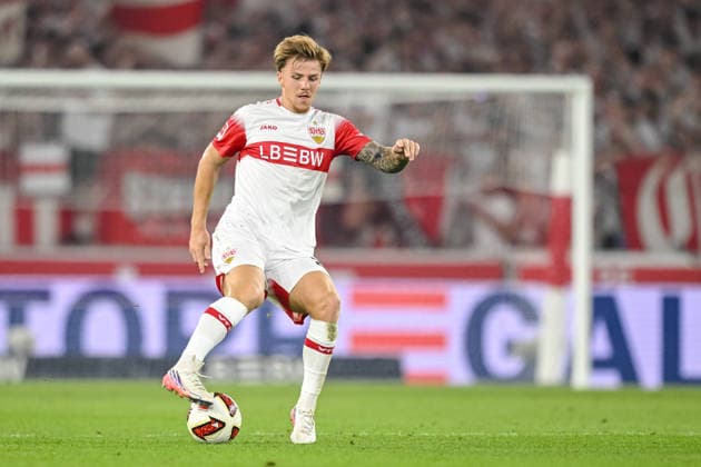 Finn Jeltsch (VfB Stuttgart) in Aktion, am Ball, Einzelaktion waehrend des spiels der 1. Bundesliga zwischen VfB Stuttgart und 1. FC Koeln, MHPArena am 04. September 2026 in Stuttgart, Deutschland. (Foto von Harry Langer DeFodi Images) +++ Finn Jeltsch (VfB Stuttgart) controls the Ball during the Bundesliga match between VfB Stuttgart and 1. FC Koeln at MHPArena on September 4, 2026 in Stuttgart, Germany. (Photo by Harry Langer DeFodi Images) DFB DFL REGULATIONS PROHIBIT ANY USE OF PHOTOGRAPHS AS IMAGE SEQUENCES AND OR QUASI-VIDEO. (Photo by Harry Langer DeFodi Images) DFB DFL REGULATIONS PROHIBIT ANY USE OF PHOTOGRAPHS AS IMAGE SEQUENCES AND OR QUASI-VIDEO. - *** Finn Jeltsch of VfB Stuttgart in action, on the ball, making a solo play during the Bundesliga match between VfB Stuttgart and 1. FC Köln, MHPArena on September 4, 2026, in Stuttgart, Germany. Photo by Harry Langer, DeFodi Images. Finn Jeltsch of VfB Stuttgart controls the ball during the Bundesliga match between VfB Stuttgart and 1. FC Köln at MHPArena on September 4, 2026, in Stuttgart, Germany Photo by Harry Langer DeFodi Images DFB and DFL regulations prohibit any use of photographs as image sequences and or quasi-video Photo by Harry Langer DeFodi Images DFB and DFL regulations prohibit any use of photographs as imSEQUENCES AND OR QUASI-VIDEO