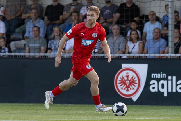 Regionalliga Südwest: Eintracht Frankfurt II - FC-Astoria Walldorf, 04.09.2026 Lennart Grimmer (FC-Astoria Walldorf 8) am Ball, Freisteller, Portrait Porträt, Eintracht Frankfurt II - FC-Astoria Walldorf, Dreieich, Maxworx Sportpark, 4.9.2026 Copyright: xBEAUTIFULxSPORTS Gawlikx