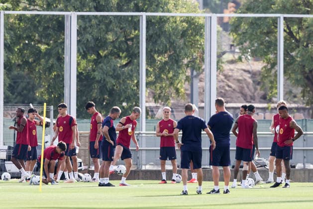 September 5, 2026, Sant Joan Despi, Barcelona, Spain: Gavi, Dani Olmo and Hansi Flick, head coach during the training day of FC Barcelona, Barca ahead the Spanish League, Laliga EA Sports, football match against Valencia CF at Ciudad Esportiva Joan Gamper on September 05, 2026 in Sant Joan Despi, Barcelona, Spain. FC Barcelona Training And press conference, PK, Pressekonferenz - LaLiga EA Sports - ZUMAa181 20260905_zaa_a181_023 Copyright: xJavierxBorregox