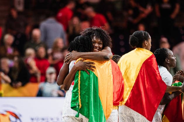 Sport Bilder des Tages FIBA Women™s Basketball World Cup 2026: Mali vs. Spanien, 05.09.2026 Mali jubelt und gewinnt gegen Spanien; Basketball, FIBA Women™s Basketball World Cup 2026, Gruppenphase, Gruppe A, 2. Spieltag: Mali vs. Spanien am 05.09.2026 in der Max-Schmeling-Halle, Berlin Copyright: xBEAUTIFULxSPORTS Tonhäuserx
