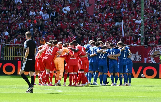 Fussball - 2. Bundesliga - Saison 2026 27 1. FC Kaiserslautern 05.09.2026 Fritz-Walter-Stadion 1. FC Kaiserslautern (fck) - SV Darmstadt 98 (da) Der Lauterer und der Darmstädter Kreis 1. FC Kaiserslautern *** Soccer, 2. Bundesliga, 2026–27 Season, 1 FC Kaiserslautern, September 5, 2026, Fritz Walter Stadium, 1 FC Kaiserslautern vs. SV Darmstadt 98, The Kaiserslautern and Darmstadt Circles, 1 FC Kaiserslautern