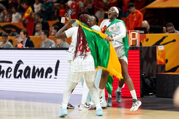 Kamite Elisabeth Dabou (Mali, 22) jubelt Jubel nach Sieg Spielende, Djeneba N Diaye (Mali, 50), GER, Mali vs. Spanien, Basketball, FIBA Women s World Cup 2026, Gruppenphase, Spieltag 2, 05.09.2026 GER, Mali vs. Spanien, Basketball, FIBA Women s World Cup 2026, Gruppenphase, Spieltag 2, 05.09.2026 Berlin Copyright: xEibner-Pressefoto MaxxVincenx EP_MVN