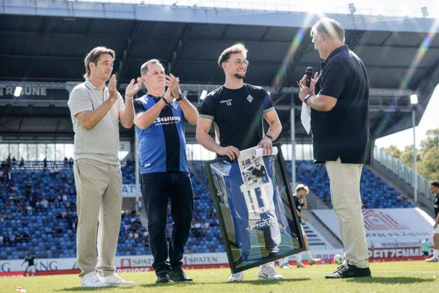 05.09.2026, xhettx, Fussball 3.Liga, SV Waldhof Mannheim - SC Verl v.l. Ehrung 10 Jähriges Jubiläum vor dem Spiel