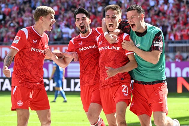 Fussball - 2. Bundesliga - Saison 2026 27 1. FC Kaiserslautern 05.09.2026 Fritz-Walter-Stadion 1. FC Kaiserslautern (fck) - SV Darmstadt 98 (da) Jubel nach dem 1:0, v.li: Semih SAHIN (1. FC Kaiserslautern), Torschütze Mario SAUER (1. FC Kaiserslautern) und Erencan YARDIMCI (1. FC Kaiserslautern) 1. FC Kaiserslautern *** Soccer, 2. Bundesliga, 2026–27 Season, 1 FC Kaiserslautern, September 5, 2026, Fritz Walter Stadium: 1 FC Kaiserslautern (FCK) vs. SV Darmstadt 98 (DA) – Celebrations after the 1–0 win, From left: Semih SAHIN (1. FC Kaiserslautern), goal scorer Mario SAUER (1. FC Kaiserslautern), and Erencan YARDIMCI (1. FC Kaiserslautern). 1. FC Kaiserslautern