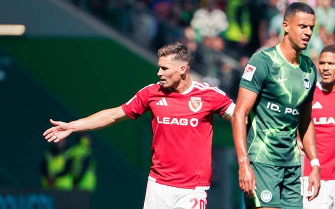Deutschland:Fussball 2.Bundesliga 2026 2027, 4.Spieltag VfL Wolfsburg vs Energie Cottbus - Volkswagen Arena (Wolfsburg): Geste, Gestik, Emotion Axel Borgmann (Energie Cottbus, 20) *** Germany Soccer 2. Bundesliga 2026–2027, Matchday 4: VfL Wolfsburg vs. Energie Cottbus at Volkswagen Arena, Wolfsburg—Gestures, Body Language, Emotion: Axel Borgmann (Energie Cottbus), 20 Copyright: xAymanxAlahmedx