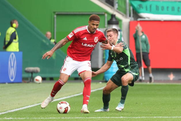 05.09.2026, xgox, Fussball, 2. Bundesliga, VfL Wolfsburg - FC Energie Cottbus v.l. Justin Butler (Cottbus, 31) Kilian Fischer (Wolfsburg, 2) Zweikampf, Duell, Kampf, tackle (DFL DFB REGULATIONS PROHIBIT ANY USE OF PHOTOGRAPHS as IMAGE SEQUENCES and or QUASI-VIDEO) Wolfsburg *** September 5, 2026, xgox, Soccer, 2. Bundesliga, VfL Wolfsburg vs. FC Energie Cottbus: Justin Butler (Cottbus), 31 Kilian Fischer (Wolfsburg), 2 tackle, duel, battle, DFL DFB REGULATIONS PROHIBIT ANY USE OF PHOTOGRAPHS as IMAGE SEQUENCES and or QUASI-VIDEO Wolfsburg
