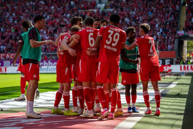05.09.2026, xdaymx, Fussball 2.Bundesliga, 1.FC Kaiserslautern - SV Darmstadt 98. Mannschaft von Kaiserslautern jubelt nach dem 1:0 vor der Westkurve Kaiserslautern *** September 5, 2026, xdaymx, Soccer, 2. Bundesliga, 1. FC Kaiserslautern vs. SV Darmstadt 98: The Kaiserslautern team celebrates their 1-0 victory in front of the Westkurve in Kaiserslautern