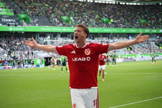 Deutschland:Fussball 2.Bundesliga 2026 2027, 4.Spieltag VfL Wolfsburg vs Energie Cottbus - Volkswagen Arena (Wolfsburg): Freude, Emotionen, Jubel Moritz Hannemann (Energie Cottbus, 11) *** Germany Soccer 2. Bundesliga 2026–2027, Matchday 4: VfL Wolfsburg vs. Energie Cottbus at Volkswagen Arena, Wolfsburg—Joy, Excitement, Cheers—Moritz Hannemann, Energie Cottbus, 11 Copyright: xAymanxAlahmedx