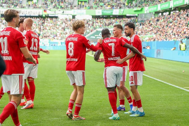 05.09.2026, xgox, Fussball - 2.Bundesliga VfL Wolfsburg - FC Energie Cottbus emspor, v.l. Jubel nach dem 3:3 per Elfmeter durch Tolcay Cigerci (Cottbus, 10) (DFL DFB REGULATIONS PROHIBIT ANY USE OF PHOTOGRAPHS as IMAGE SEQUENCES and or QUASI-VIDEO) Wolfsburg *** September 5, 2026, xgox, Soccer, 2. Bundesliga: VfL Wolfsburg vs. FC Energie Cottbus, emspor, from left: Celebrations after the 3-3 tie following a penalty kick by Tolcay Cigerci (Cottbus), 10 DFL and DFB regulations prohibit any use of photographs as image sequences and or quasi-video in Wolfsburg