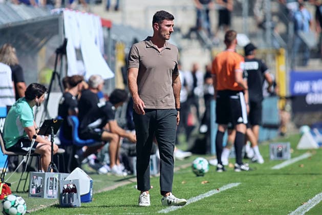 Orest Shala (SC Verl, Cheftrainer) GER, SV Waldhof Mannheim - SC Verl Fussball 4.Spieltag Spielzeit 2026 2027 08.08.2026 (DFL DFB REGULATIONS PROHIBIT ANY USE OF PHOTOGRAPHS as IMAGE SEQUENCES and or QUASI-VIDEO). GER SV Waldhof Mannheim - SC Verl Fussball 4.Spieltag Spielzeit 2026 2027 08.08.2026 Mannheim Copyright: xEibner-Pressefoto JoergxHirschx EP_JHH
