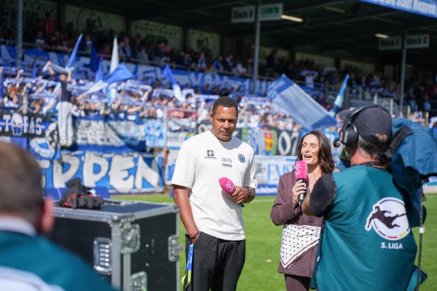 Deutschland: Fussball, 3. Liga, 4. Spieltag, Hänsch-Arena, SV Meppen vs. 1. FC Saarbrücken: Olufemi Smith (Sportlicher Leiter, SV Meppen) Copyright: xMichelxWittex