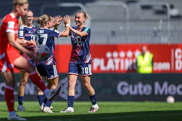 GER, Mainz, FSV Mainz 05 vs 1. FC Köln, Google Pixel Frauen Bundesliga, Fussball, DFB, Spielzeit 2026 2027, Bruchwegstadion, 3. Spieltag im Bild: Sophie Nachtigall (FC Köln Frauen 30), erzielt per Elfmeter das 0:2, Tor, Jubel und Freude, Emotionen DFB DFL REGULATIONS PROHIBIT ANY USE OF PHOTOGRAPHS AS IMAGE SEQUENCES AND OR QUASI-VIDEO, 05.09.2026 *** GER, Mainz, FSV Mainz 05 vs. 1. FC Köln, Google Pixel Women s Bundesliga, Soccer, DFB, 2026–2027 Season, Bruchwegstadion, Matchday 3 in pictures: Sophie Nachtigall (FC Köln Women, age 30) scores the 0–2 goal on a penalty kick, Celebration and joy, emotions. DFB and DFL regulations prohibit any use of photographs as image sequences and or quasi-video. September 5, 2026 Copyright: HMBxMedia HendrikxHamelau