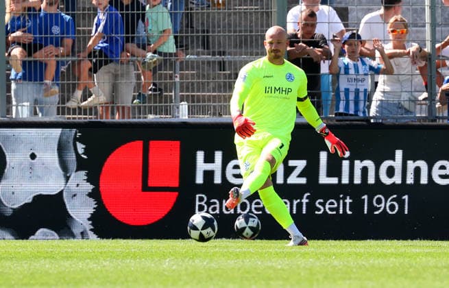 05.09.2026, Deutschland, Stuttgart, Fussball, Regionalliga Südwest, SV Stuttgarter Kickers vs. 1. FSV Mainz 05 II, Felix Dornebusch (Kickers)