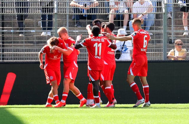 05.09.2026, Deutschland, Stuttgart, Fussball, Regionalliga Südwest, SV Stuttgarter Kickers vs. 1. FSV Mainz 05 II, Jubel nach dem 0:1 Tor, Torschütze Nick Cherny (Mainz)