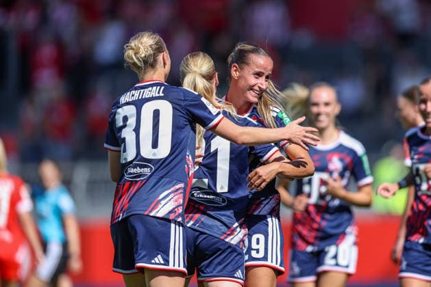 GER, Mainz, FSV Mainz 05 vs 1. FC Köln, Google Pixel Frauen Bundesliga, Fussball, DFB, Spielzeit 2026 2027, Bruchwegstadion, 3. Spieltag im Bild: Vanessa Leimenstoll (FC Köln Frauen 29), Tor, Jubel und Freude, Emotionen, 0:3 DFB DFL REGULATIONS PROHIBIT ANY USE OF PHOTOGRAPHS AS IMAGE SEQUENCES AND OR QUASI-VIDEO, 05.09.2026 *** GER, Mainz, FSV Mainz 05 vs. 1. FC Köln, Google Pixel Women s Bundesliga, Soccer, DFB, 2026–2027 Season, Bruchwegstadion, Matchday 3: Vanessa Leimenstoll (FC Köln Women, 29) scores a goal, Celebration and Joy, Emotions, 0–3 DFB DFL REGULATIONS PROHIBIT ANY USE OF PHOTOGRAPHS AS IMAGE SEQUENCES AND OR QUASI-VIDEO, September 5, 2026 Copyright: HMBxMedia HendrikxHamelau
