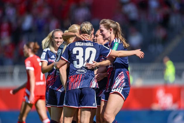 GER, Mainz, FSV Mainz 05 vs 1. FC Köln, Google Pixel Frauen Bundesliga, Fussball, DFB, Spielzeit 2026 2027, Bruchwegstadion, 3. Spieltag im Bild: Vanessa Leimenstoll (FC Köln Frauen 29), Tor, Jubel und Freude, Emotionen, 0:3 DFB DFL REGULATIONS PROHIBIT ANY USE OF PHOTOGRAPHS AS IMAGE SEQUENCES AND OR QUASI-VIDEO, 05.09.2026 *** GER, Mainz, FSV Mainz 05 vs. 1. FC Köln, Google Pixel Women s Bundesliga, Soccer, DFB, 2026–2027 Season, Bruchwegstadion, Matchday 3: Vanessa Leimenstoll (FC Köln Women, 29), Goal, Celebration and joy, emotions, 0–3 DFB DFL regulations prohibit any use of photographs as image sequences and or quasi-video, September 5, 2026 Copyright: HMBxMedia HendrikxHamelau