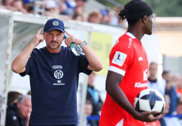 05.09.2026, Deutschland, Stuttgart, Fussball, Regionalliga Südwest, SV Stuttgarter Kickers vs. 1. FSV Mainz 05 II, Mainz Trainer Benjamin Hoffmann