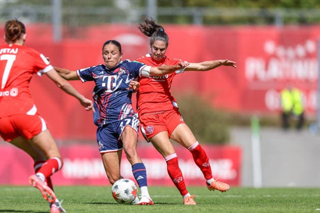 GER, Mainz, FSV Mainz 05 vs 1. FC Köln, Google Pixel Frauen Bundesliga, Fussball, DFB, Spielzeit 2026 2027, Bruchwegstadion, 3. Spieltag im Bild v.l.: Laura Feiersinger (FC Köln Frauen 27), Vital Kats (Mainz 05 Frauen 30) DFB DFL REGULATIONS PROHIBIT ANY USE OF PHOTOGRAPHS AS IMAGE SEQUENCES AND OR QUASI-VIDEO, 05.09.2026 *** GER, Mainz, FSV Mainz 05 vs. 1. FC Köln, Google Pixel Women s Bundesliga, Soccer, DFB, 2026–2027 Season, Bruchwegstadion, Matchday 3 in pictures: from left, Laura Feiersinger (FC Köln Women, 27), Vital Kats (Mainz 05 Women, 30). DFB and DFL regulations prohibit any use of photographs as image sequences and or quasi-video, September 5, 2026 Copyright: HMBxMedia HendrikxHamelau