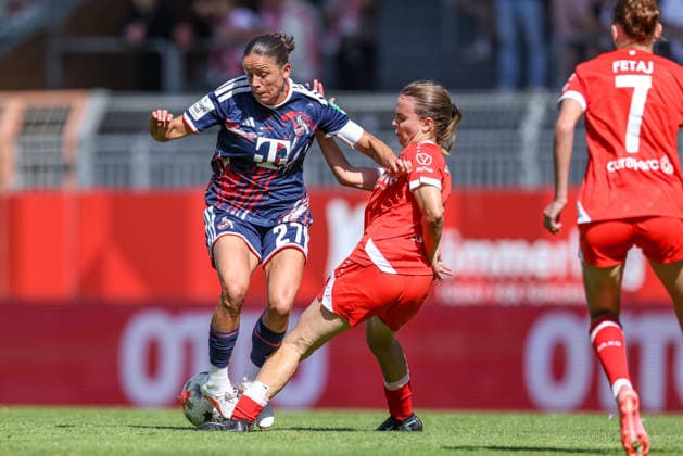 GER, Mainz, FSV Mainz 05 vs 1. FC Köln, Google Pixel Frauen Bundesliga, Fussball, DFB, Spielzeit 2026 2027, Bruchwegstadion, 3. Spieltag im Bild v.l.: Laura Feiersinger (FC Köln Frauen 27), Kara Bathmann (Mainz 05 Frauen 4) DFB DFL REGULATIONS PROHIBIT ANY USE OF PHOTOGRAPHS AS IMAGE SEQUENCES AND OR QUASI-VIDEO, 05.09.2026 *** GER, Mainz, FSV Mainz 05 vs. 1. FC Köln, Google Pixel Women’s Bundesliga, Soccer, DFB, 2026–2027 Season, Bruchwegstadion, Matchday 3: Pictured, from left, Laura Feiersinger, FC Köln Women, 27, Kara Bathmann, Mainz 05 Women’s Team, No. 4. DFB and DFL regulations prohibit any use of photographs as image sequences and or quasi-video. September 5, 2026 Copyright: HMBxMedia HendrikxHamelau