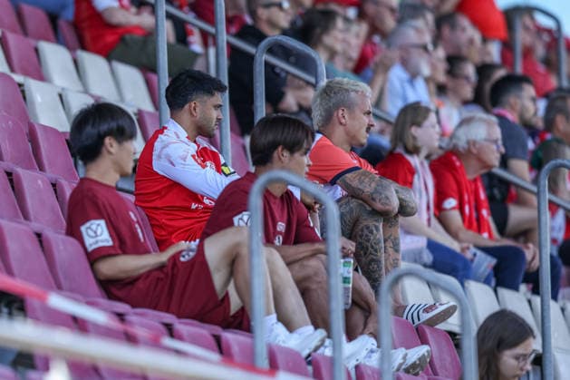 GER, Mainz, FSV Mainz 05 vs 1. FC Köln, Google Pixel Frauen Bundesliga, Fussball, DFB, Spielzeit 2026 2027, Bruchwegstadion, 3. Spieltag im Bild v.l.: Nadiem Amiri und Philipp Tietz (Mainz 05) schauen bei der Frauen Mannschaft zu DFB DFL REGULATIONS PROHIBIT ANY USE OF PHOTOGRAPHS AS IMAGE SEQUENCES AND OR QUASI-VIDEO, 05.09.2026 *** GER, Mainz, FSV Mainz 05 vs. 1. FC Köln, Google Pixel Women s Bundesliga, Soccer, DFB, 2026–2027 Season, Bruchwegstadion, Matchday 3 in pictures: from left, Nadiem Amiri and Philipp Tietz watch the Mainz 05 women’s team; DFB and DFL regulations prohibit any use of photographs as image sequences and or quasi-video, May 9, 2026 Copyright: HMBxMedia HendrikxHamelau