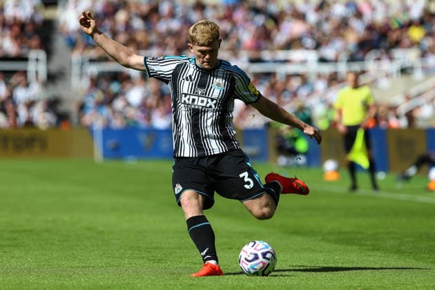 St James Park NEWCASTLE UPON TYNE, ENGLAND, SEPTEMBER 5: Lewis Hall of Newcastle United crosses the ball during a Premier League 2026-27 match between Newcastle United and AFC Bournemouth at St James Park on September 5, 2026 in Newcastle Upon Tyne, England. (Photo by Zach Forster Sports Press Photo) (Zach Forster Sports Press Photo SPP) Copyright: xZachxForster SportsxPressxPhotox xSPPx spp-en-ZaFoPrPh-spp26_zachf_0509_217