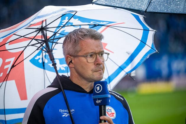 Rostock, Deutschland 05. September 2026: 3. Liga - 2026 2027 - Sp. 4 - FC Hansa Rostock gegen SV Wehen Wiesbaden Im Bild: Im Bild: Vorstandsvorsitzender Ronald Ronny Maul (Hansa Rostock) im NDR Interview DFB DFL regulations prohibit any use of photographs as image sequences and or quasi-video Copyright: xFotostandx xVoelkerx