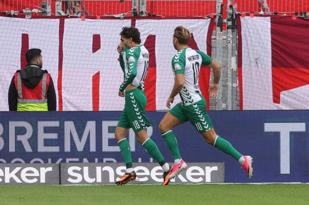 05.09.2026, xtgx, Fussball, 1. Bundesliga, SV Werder Bremen - RB Leipzig, v.l. Eren Dinkci (Bremen, 18) Jubel, Torjubel, jubelt ueber das Tor, celebrate the goal, celebration (DFL DFB REGULATIONS PROHIBIT ANY USE OF PHOTOGRAPHS as IMAGE SEQUENCES and or QUASI-VIDEO) Bremen *** September 5, 2026, xtgx, Soccer, Bundesliga 1, SV Werder Bremen vs. RB Leipzig, from left: Eren Dinkci (Bremen), 18, cheering, Goal celebration, celebrating the goal, DFL DFB REGULATIONS PROHIBIT ANY USE OF PHOTOGRAPHS as IMAGE SEQUENCES and or QUASI-VIDEO Bremen