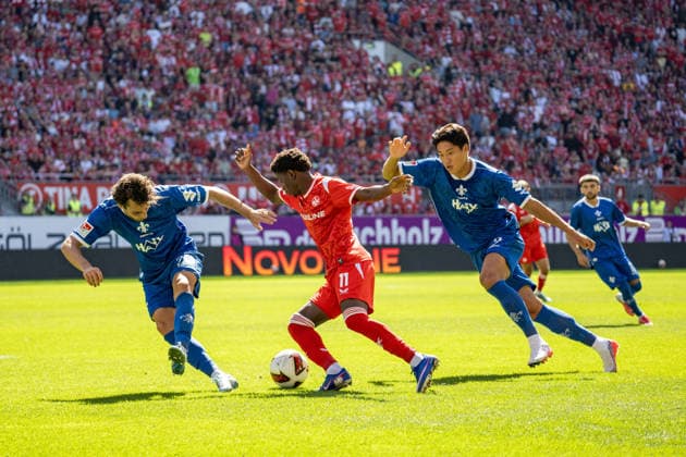 05.09.2026, xdaymx, Fussball 2.Bundesliga, 1.FC Kaiserslautern - SV Darmstadt 98. vl. Christopher Lannert (Darmstadt 98), Ibrahim KanatÃ (1.FC Kaiserslautern) und Hiroki Akiyama (Darmstadt 98) im Zweikampf Kaiserslautern *** September 5, 2026, xdaymx, Soccer 2. Bundesliga, 1 FC Kaiserslautern vs. SV Darmstadt 98, featuring Christopher Lannert (Darmstadt 98), Ibrahim Kanat (1 FC Kaiserslautern), and Hiroki Akiyama (Darmstadt 98) in a tackle in Kaiserslautern